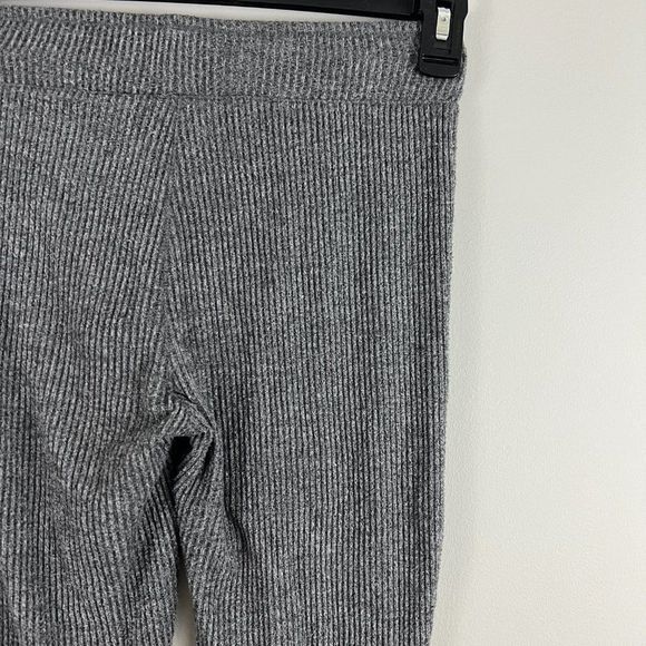 🌿4/$35🌿‎ ROSE & VINE Grey Cotton Ribbed Track Pants (XS) - Picture 5 of 6